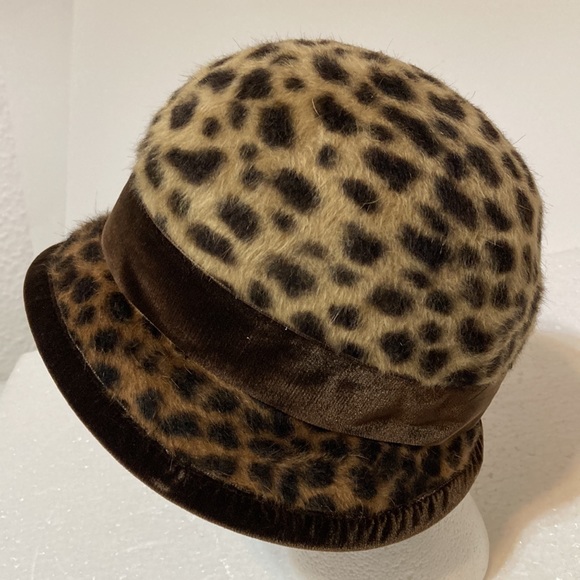 JEANNE MARIE LEOPARD PRINT WOOL HAT - Picture 3 of 8